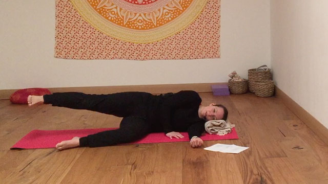 Beginners friendly Pilates session 1