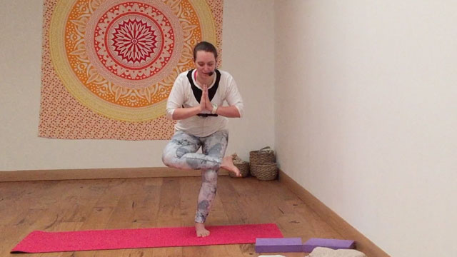 Hip opening yoga class without sun salutation