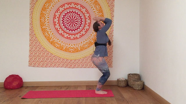 Short vinyasa flow + relaxation