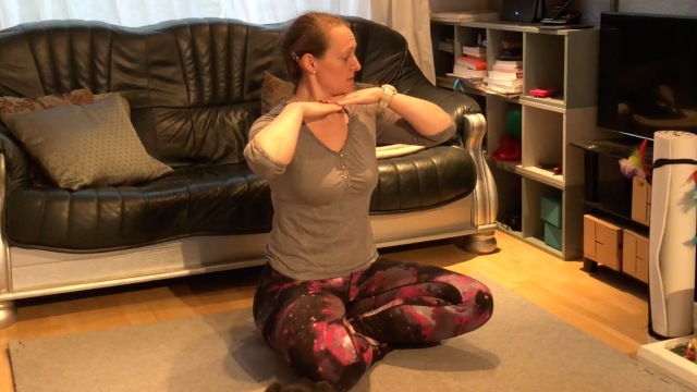 Neck and shoulder pain rehab, strengthening and mobilising Part 2